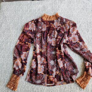 Living Doll Floral Blouse with Smocked Collar and Sleeves, Size Small *5 FOR $25